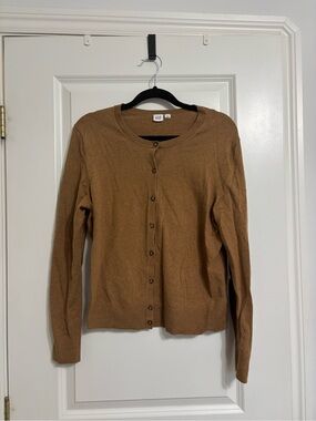 GAP Women's Camel Button-Front Crewneck Cardigan